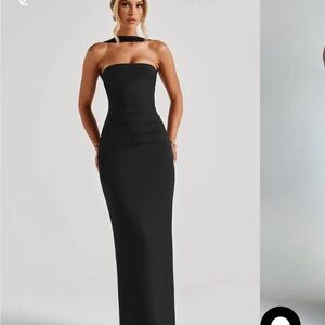 Elegant Black Strapless Evening Gown